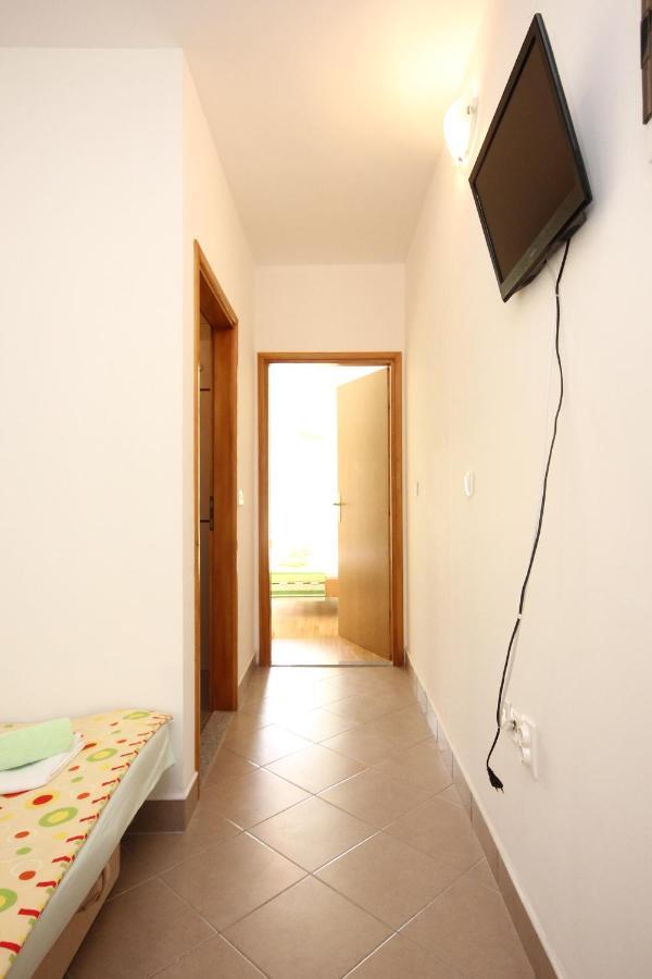 Apartments With A Parking Space Poljica, Trogir - 10010 มารีนา ภายนอก รูปภาพ