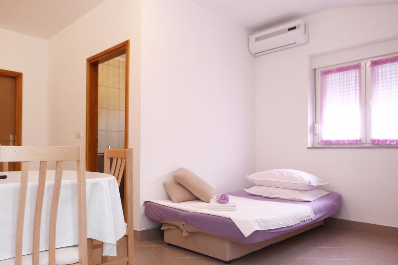 Apartments With A Parking Space Poljica, Trogir - 10010 มารีนา ภายนอก รูปภาพ