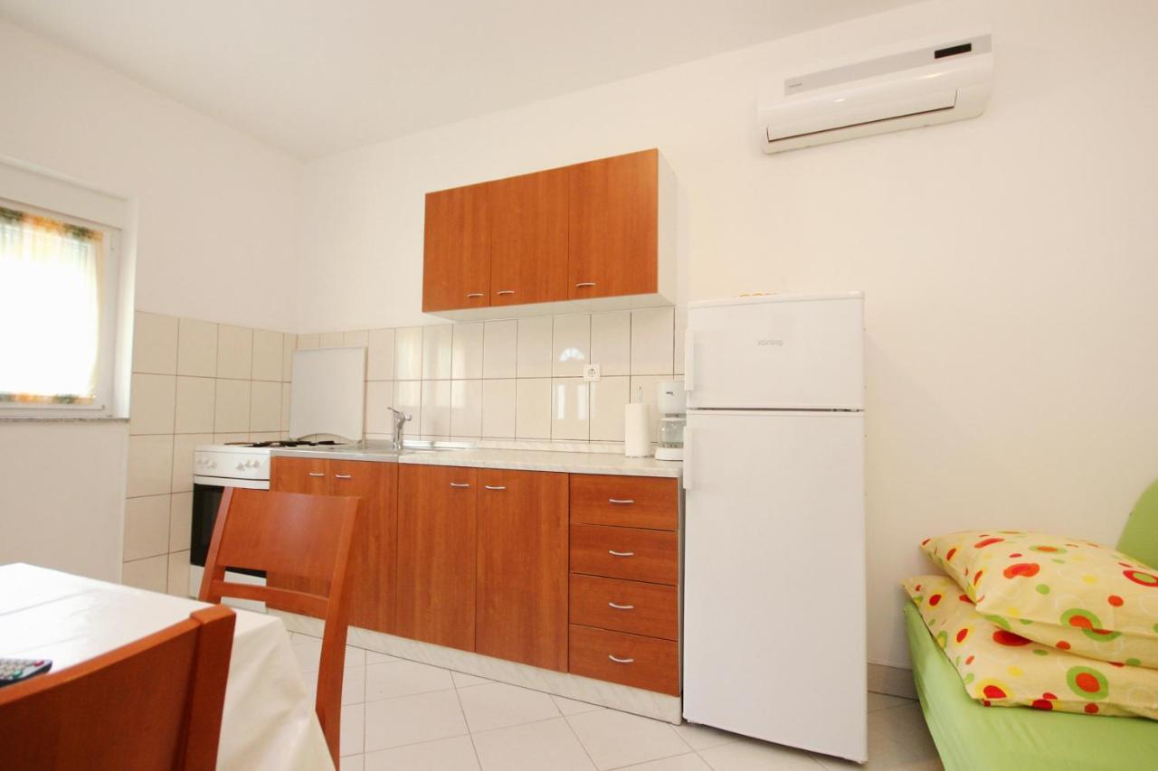 Apartments With A Parking Space Poljica, Trogir - 10010 มารีนา ภายนอก รูปภาพ